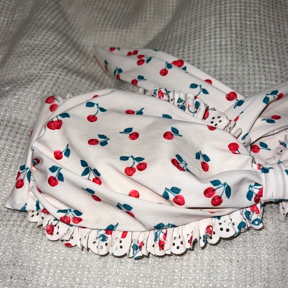 Lovers and Friends Bikini - Picture 4 of 4